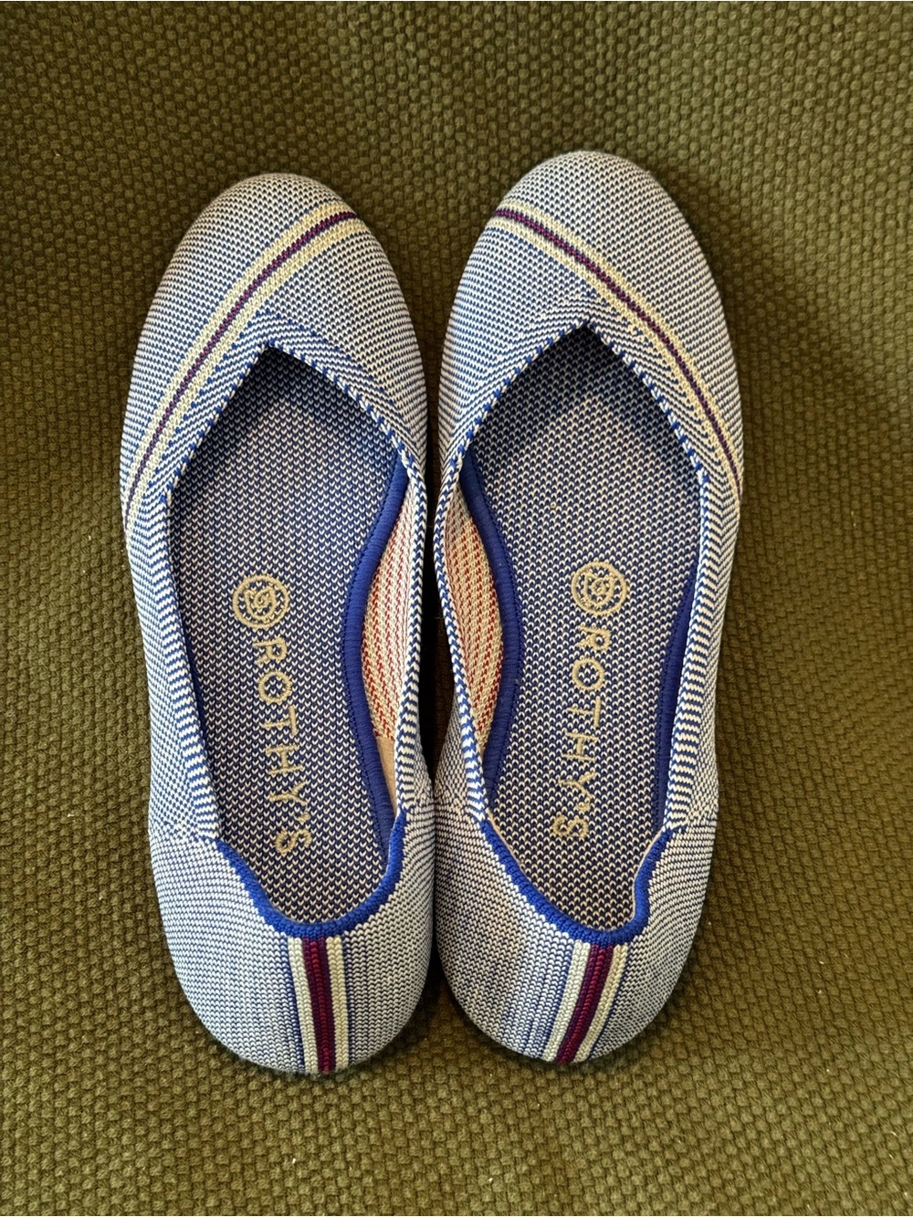 Rothy’s Rare Retired Blue With Reflective Stripe Size 7.5
